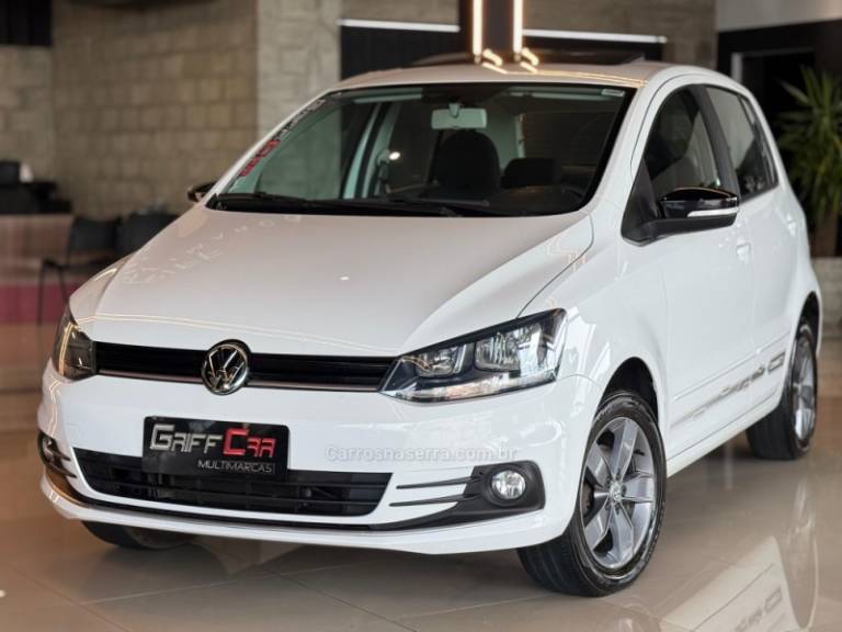 VOLKSWAGEN - FOX - 2018/2019 - Branca - R$ 67.900,00