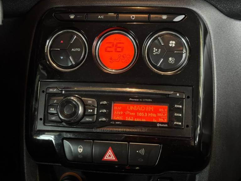 CITROËN - C3 PICASSO - 2011/2012 - Prata - R$ 35.900,00