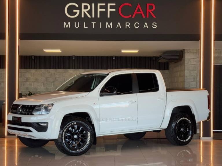 VOLKSWAGEN - AMAROK - 2018/2019 - Branca - R$ 129.900,00