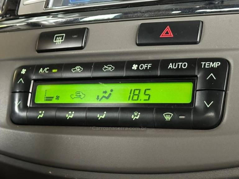 TOYOTA - HILUX SW4 - 2012/2012 - Preta - R$ 139.900,00