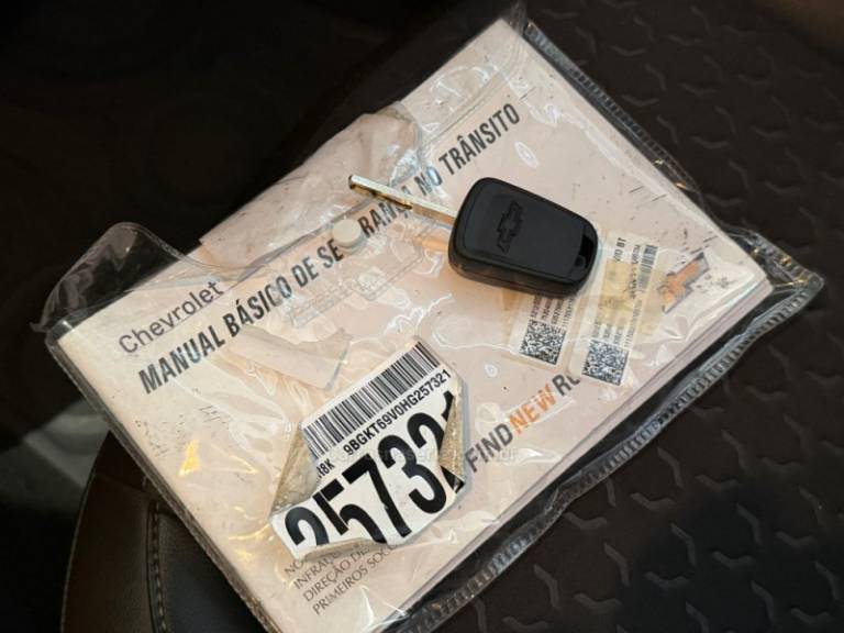 CHEVROLET - PRISMA - 2017/2017 - Branca - R$ 66.900,00