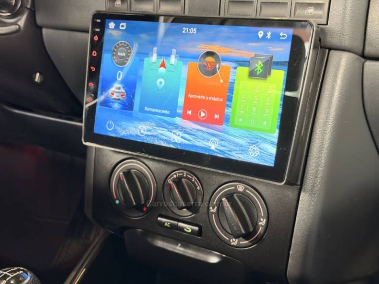 VOLKSWAGEN - SAVEIRO - 2005/2005 - Cinza - R$ 69.900,00