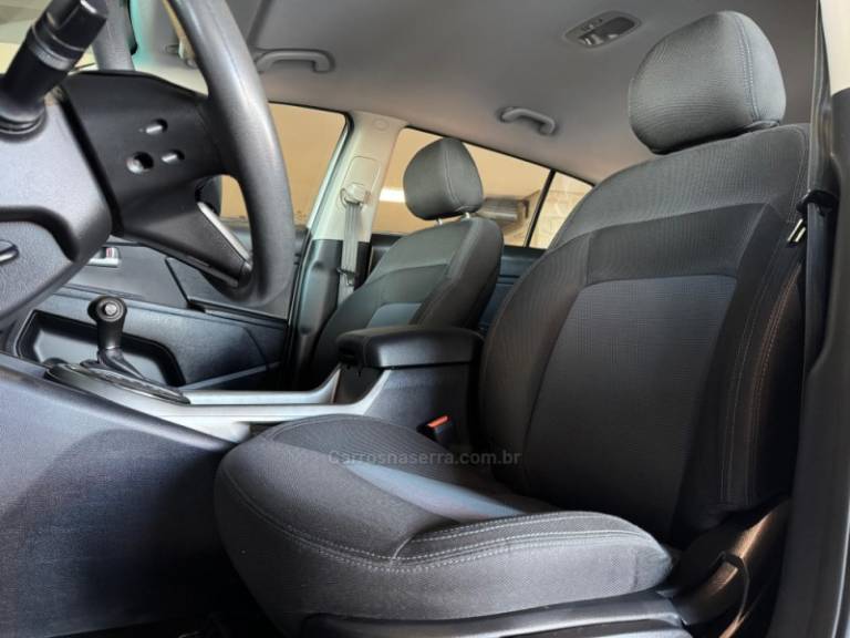 KIA MOTORS - SPORTAGE - 2013/2014 - Prata - R$ 76.900,00