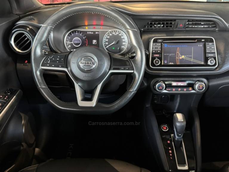 NISSAN - KICKS - 2016/2017 - Cinza - R$ 84.900,00