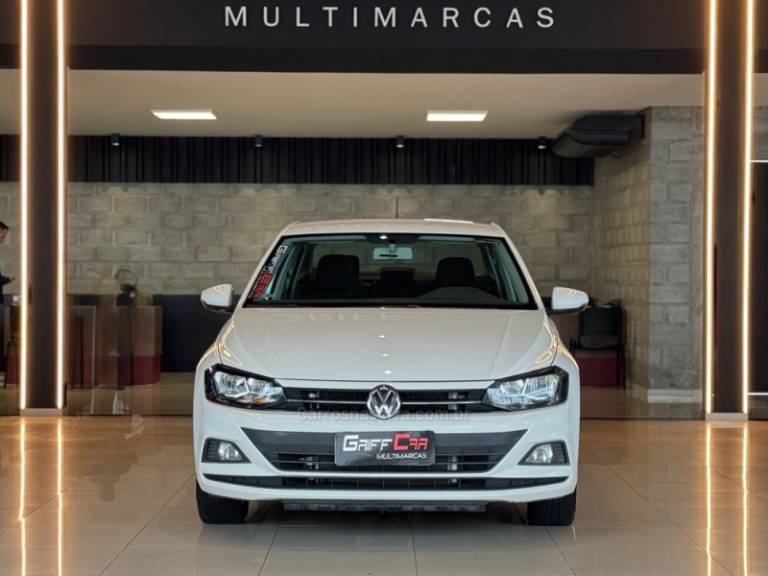 VOLKSWAGEN - VIRTUS - 2021/2022 - Branca - R$ 91.900,00