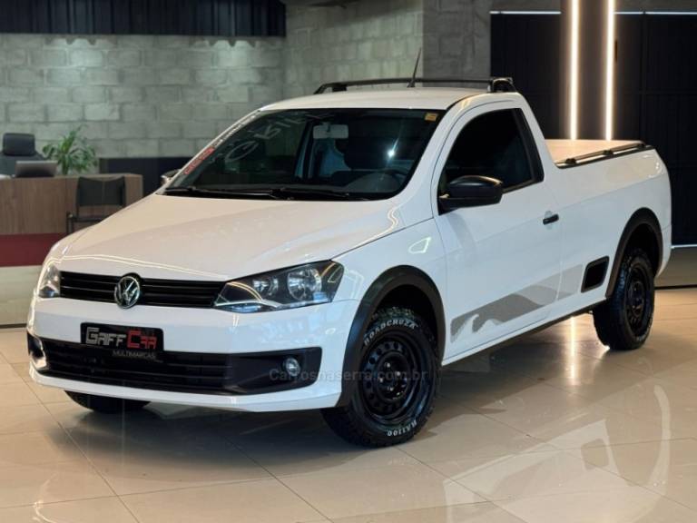 VOLKSWAGEN - SAVEIRO - 2014/2015 - Branca - R$ 52.900,00