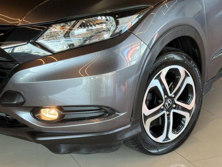 HONDA - HR-V - 2018/2018 - Cinza - R$ 96.900,00