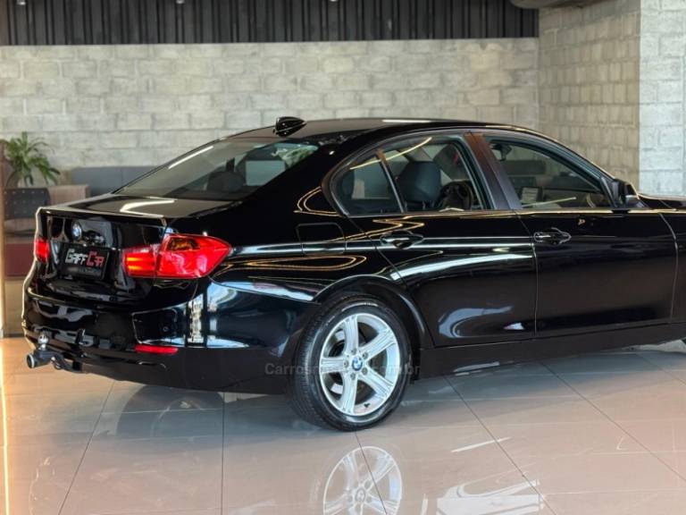 BMW - 316I - 2013/2014 - Preta - R$ 83.900,00