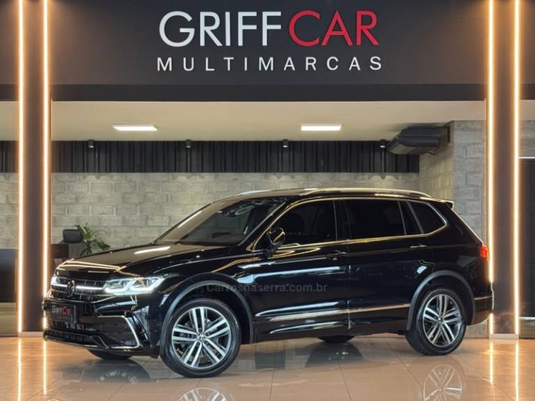 VOLKSWAGEN - TIGUAN - 2024/2024 - Preta - R$ 246.900,00