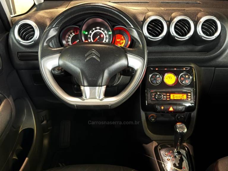 CITROËN - C3 PICASSO - 2011/2012 - Prata - R$ 35.900,00