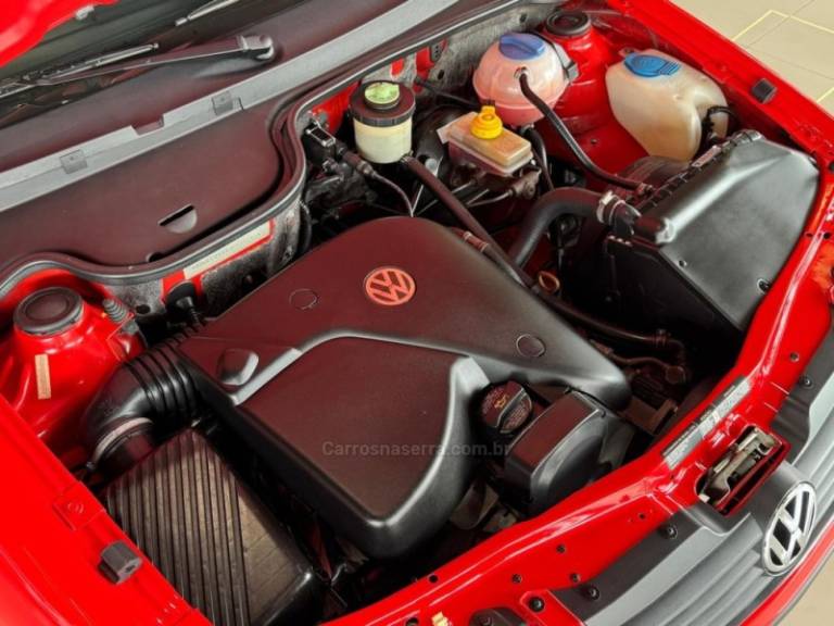 VOLKSWAGEN - SAVEIRO - 2000/2001 - Vermelha - R$ 69.900,00