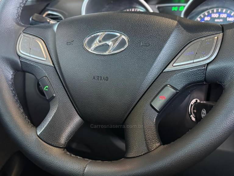 HYUNDAI - HB20X - 2013/2014 - Preta - R$ 59.900,00
