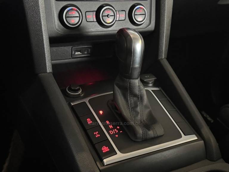 VOLKSWAGEN - AMAROK - 2018/2019 - Branca - R$ 149.900,00