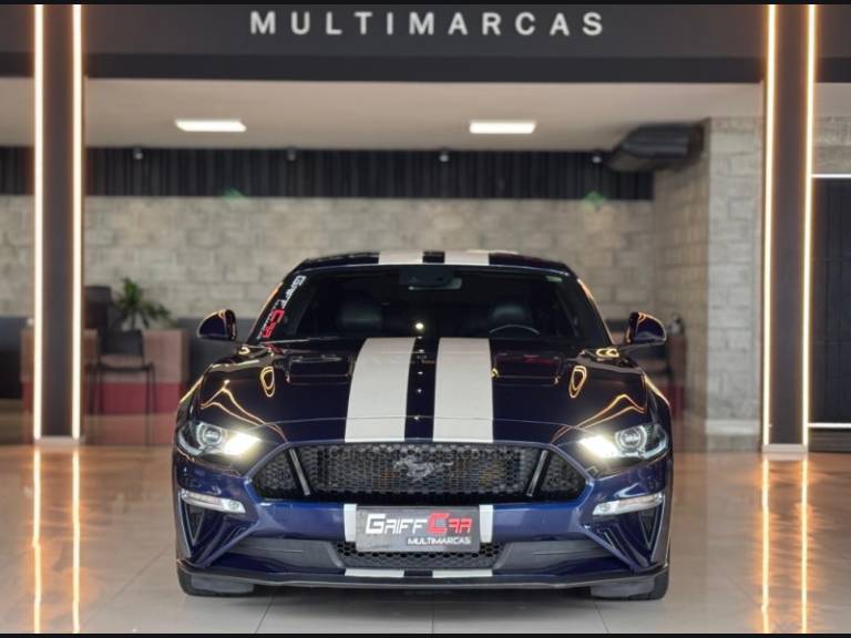 FORD - MUSTANG - 2017/2018 - Azul - R$ 359.900,00