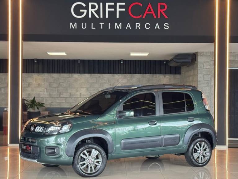 FIAT - UNO - 2014/2015 - Verde - R$ 41.900,00