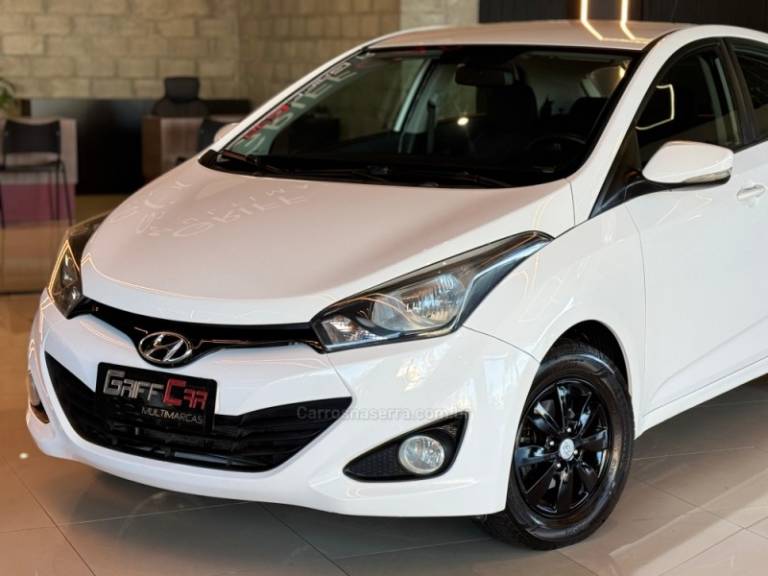 HYUNDAI - HB20 - 2013/2014 - Branca - R$ 44.900,00