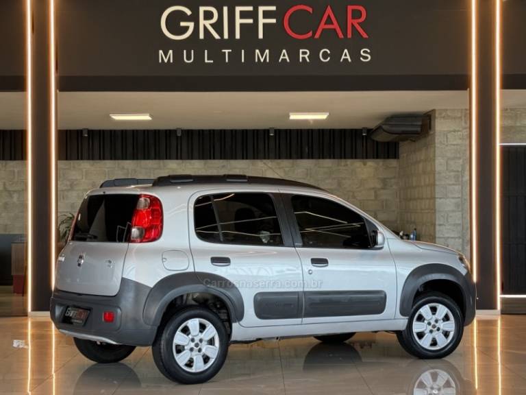 FIAT - UNO - 2014/2014 - Prata - R$ 39.900,00