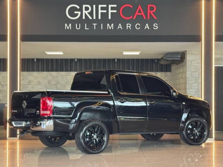 VOLKSWAGEN - AMAROK - 2011/2012 - Preta - R$ 64.900,00