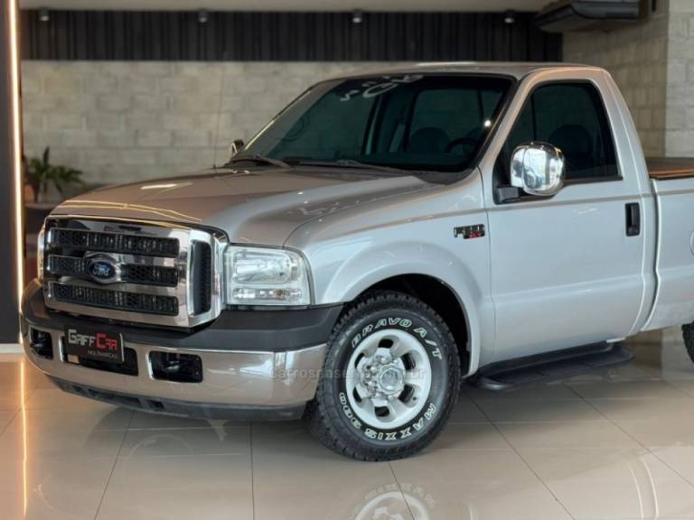 FORD - F-250 - 2000/2000 - Prata - R$ 169.900,00