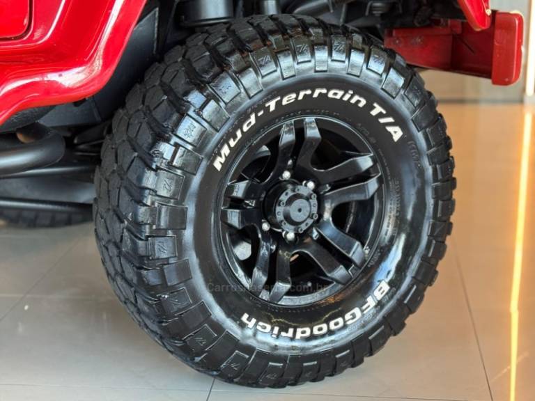TROLLER - T4 - 2009/2010 - Vermelha - R$ 99.900,00