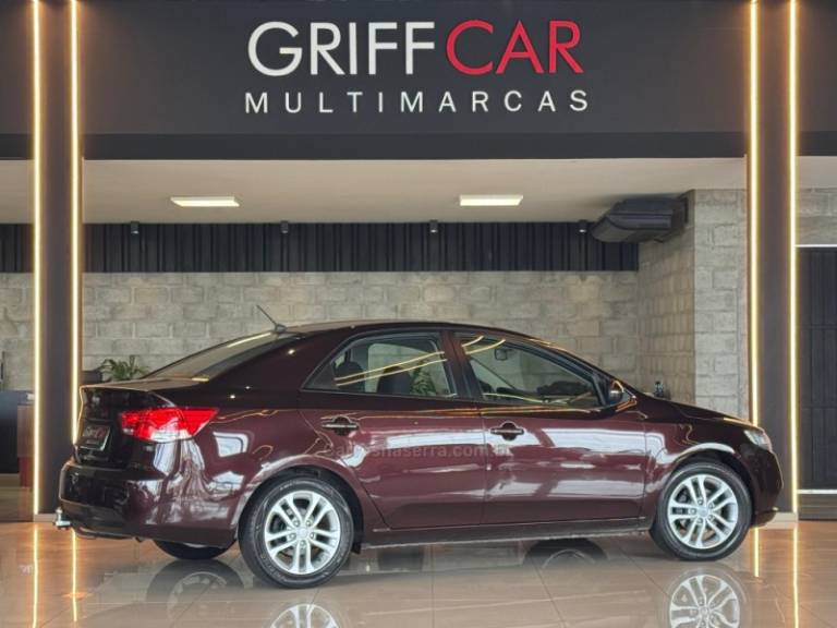 KIA MOTORS - CERATO - 2011/2011 - Vinho - R$ 49.900,00