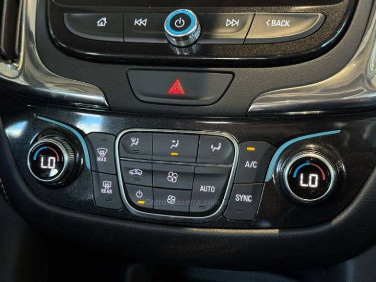 CHEVROLET - EQUINOX - 2022/2023 - Branca - R$ 179.900,00