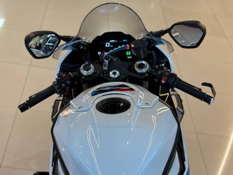 BMW - S 1000 - 2024/2024 - Branca - R$ 145.900,00