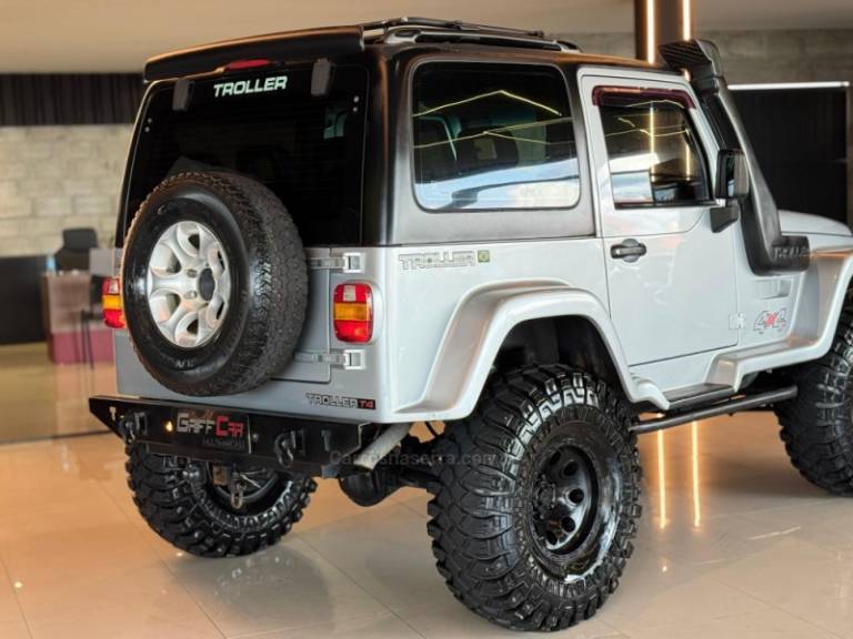 TROLLER - T4 - 2011/2012 - Prata - R$ 139.900,00