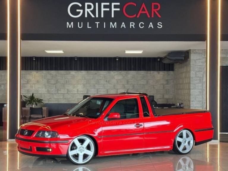 VOLKSWAGEN - SAVEIRO - 2000/2001 - Vermelha - R$ 69.900,00