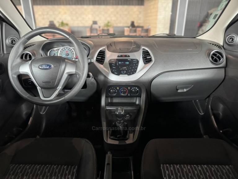 FORD - KA - 2018/2018 - Preta - R$ 45.900,00