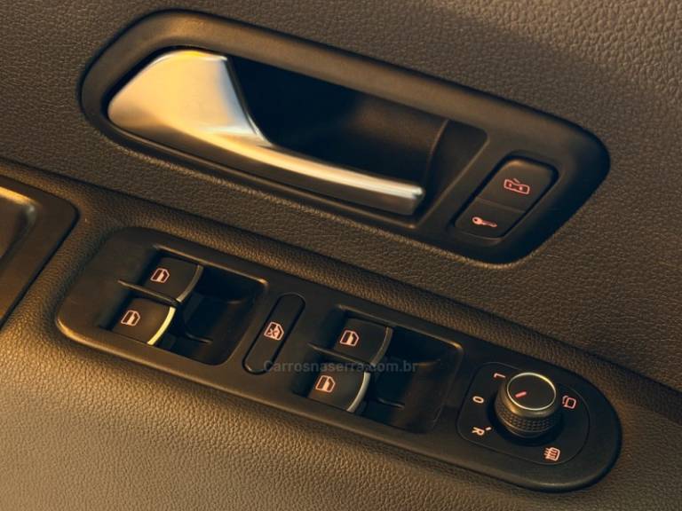 VOLKSWAGEN - AMAROK - 2019/2020 - Cinza - R$ 169.900,00