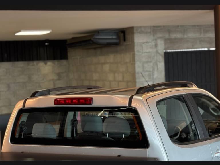 CHEVROLET - S10 - 2014/2014 - Prata - R$ 109.900,00