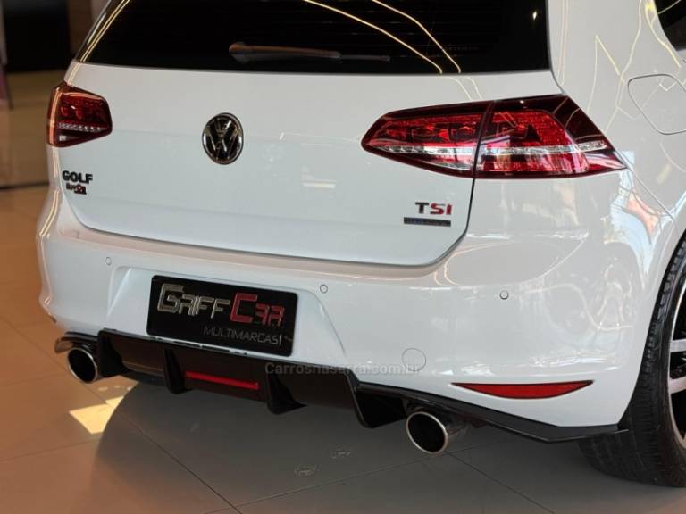 VOLKSWAGEN - GOLF - 2014/2014 - Branca - R$ 89.900,00