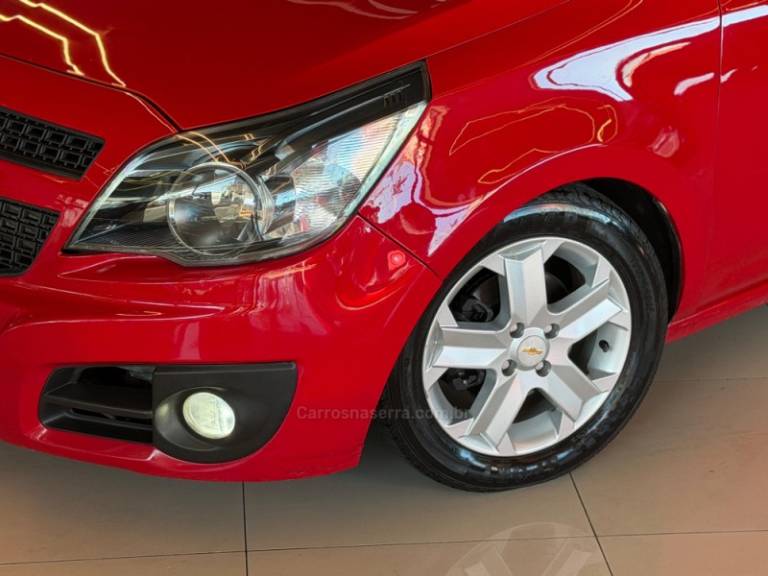 CHEVROLET - MONTANA - 2014/2014 - Vermelha - R$ 47.900,00