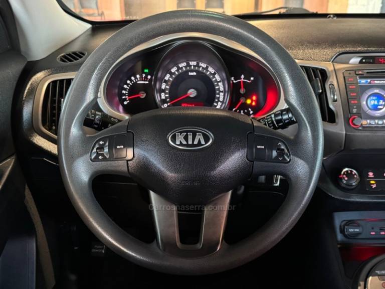 KIA MOTORS - SPORTAGE - 2013/2014 - Prata - R$ 76.900,00