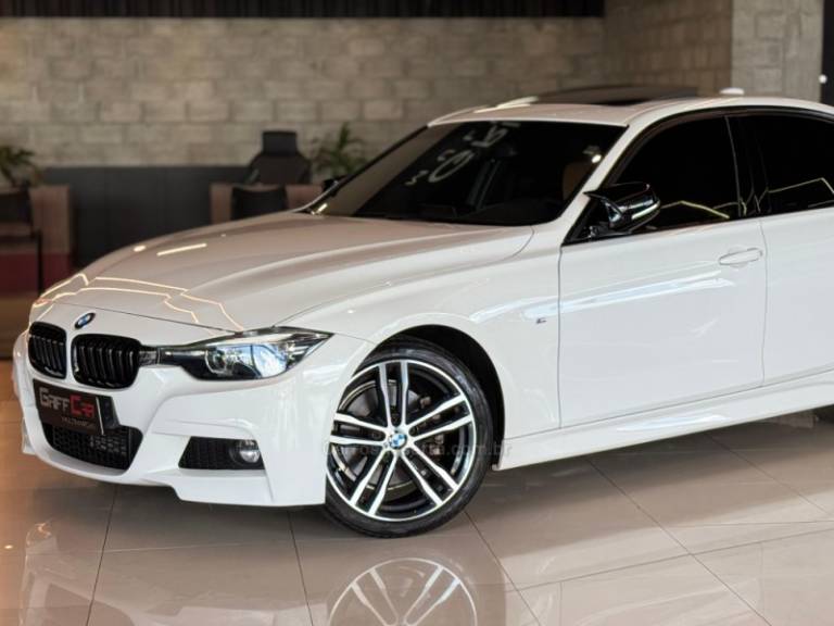 BMW - 328I - 2017/2018 - Branca - R$ 184.900,00