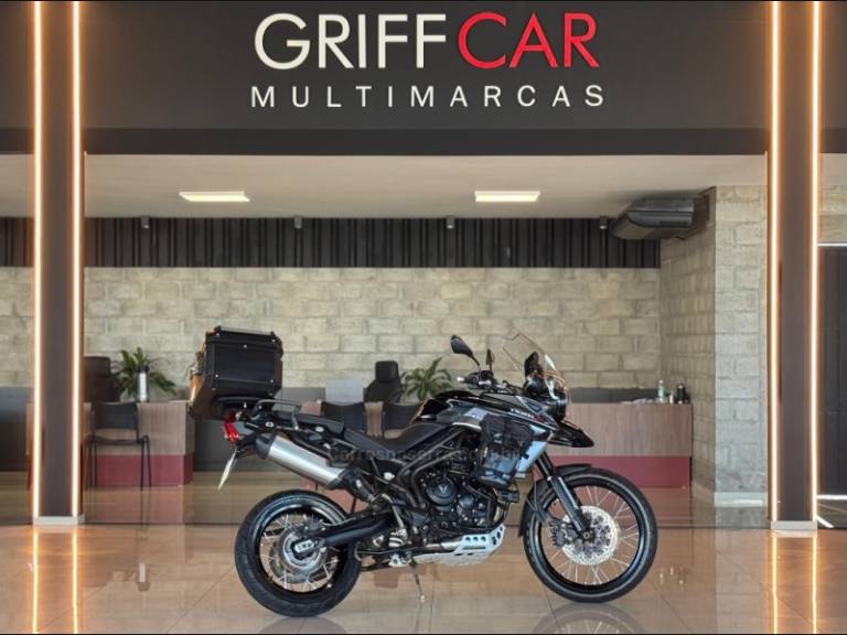 TRIUMPH - TIGER 800 XCX - 2016/2017 - Preta - R$ 49.900,00