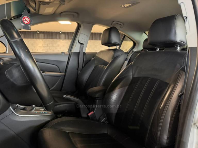 CHEVROLET - CRUZE - 2013/2014 - Prata - R$ 61.900,00