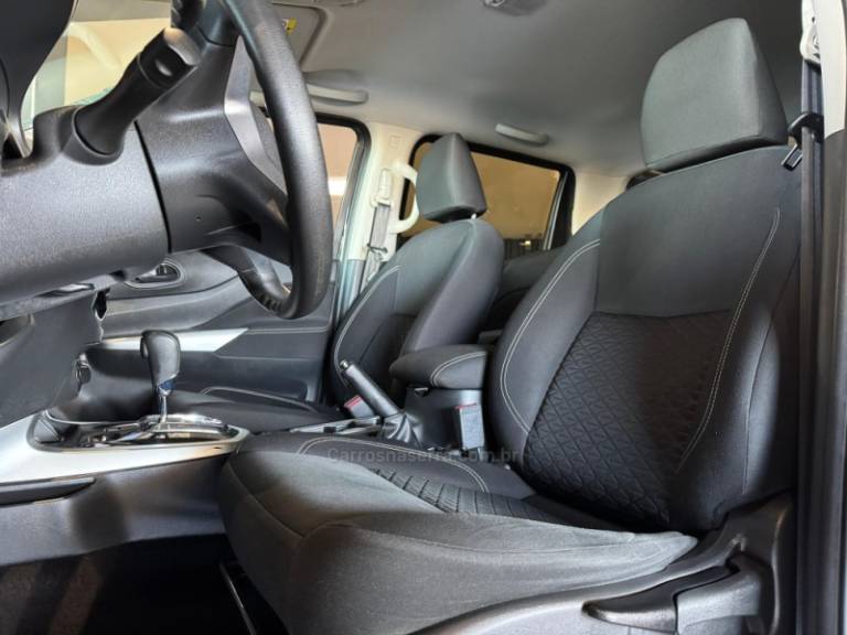 NISSAN - FRONTIER - 2022/2023 - Preta - R$ 183.900,00