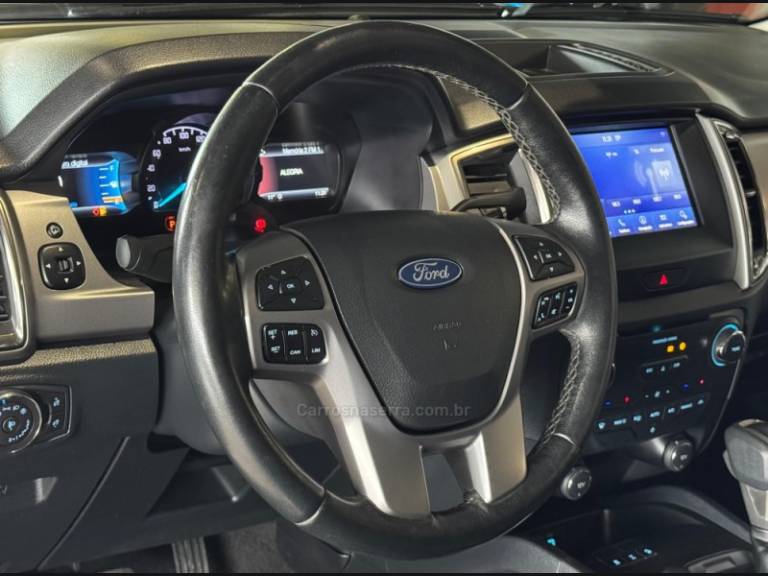 FORD - RANGER - 2020/2020 - Cinza - R$ 164.900,00