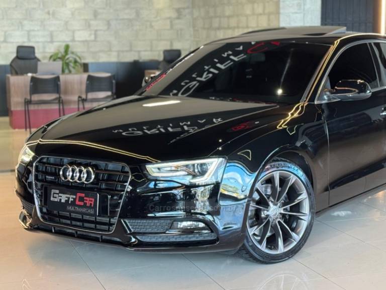 AUDI - A5 - 2012/2013 - Preta - R$ 98.900,00