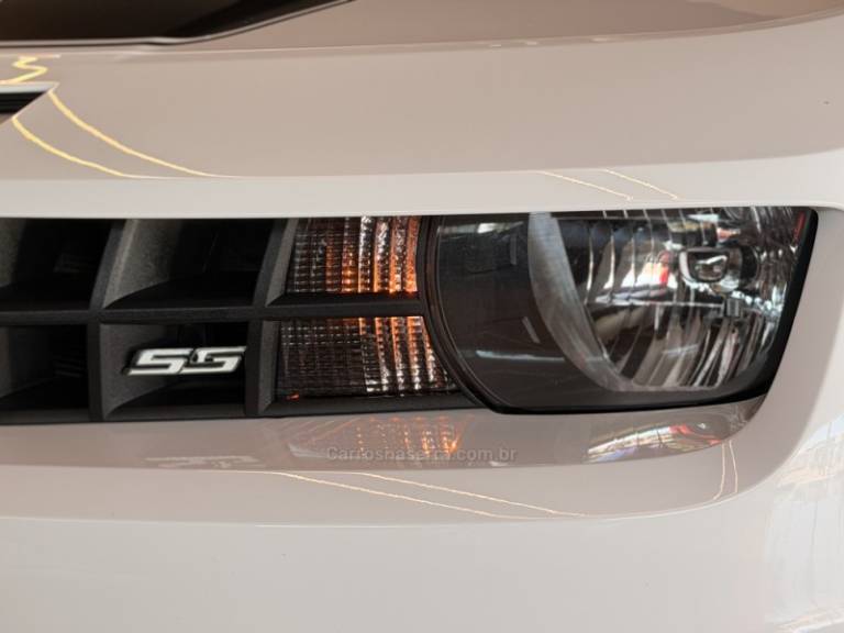 CHEVROLET - CAMARO - 2013/2013 - Branca - R$ 218.900,00