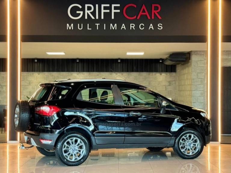 FORD - ECOSPORT - 2013/2014 - Preta - R$ 57.900,00