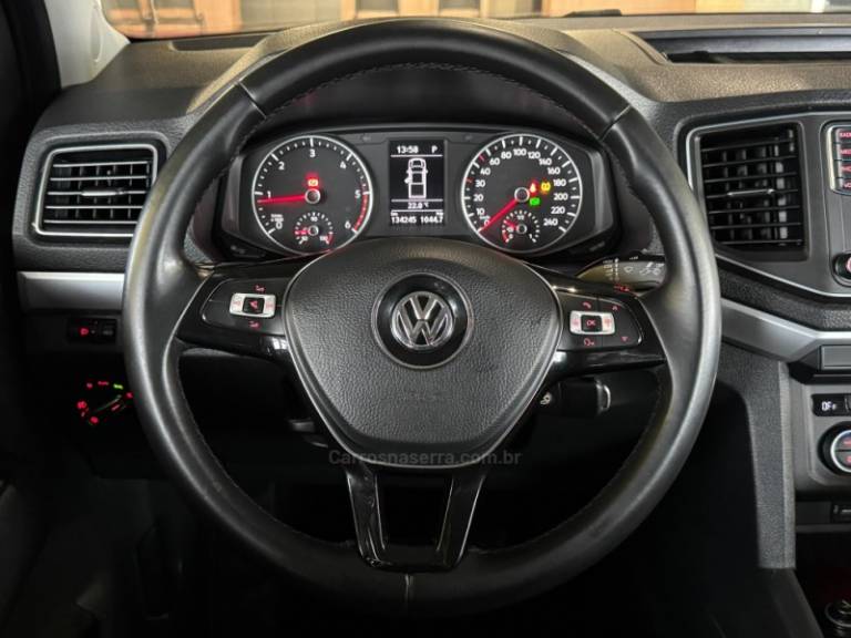 VOLKSWAGEN - AMAROK - 2017/2018 - Preta - R$ 144.900,00