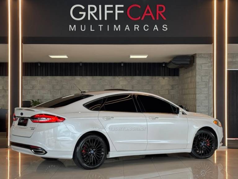 FORD - FUSION - 2017/2017 - Branca - R$ 106.900,00