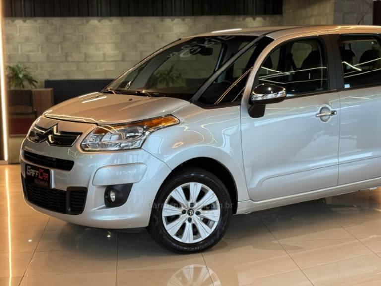 CITROËN - C3 PICASSO - 2011/2012 - Prata - R$ 35.900,00