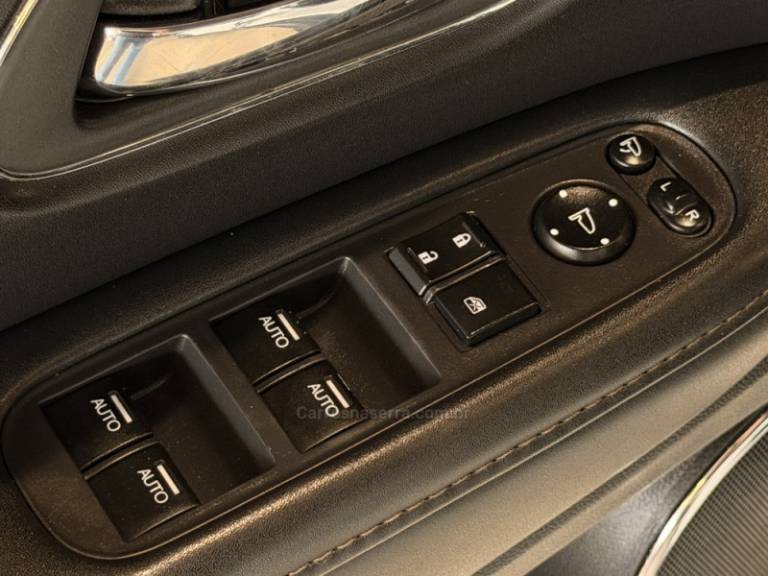 HONDA - HR-V - 2018/2018 - Branca - R$ 99.900,00