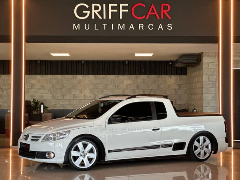 VOLKSWAGEN - SAVEIRO - 2011/2012 - Branca - R$ 49.900,00