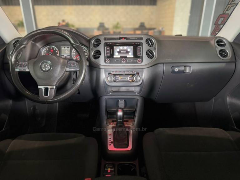 VOLKSWAGEN - TIGUAN - 2013/2014 - Branca - R$ 69.900,00