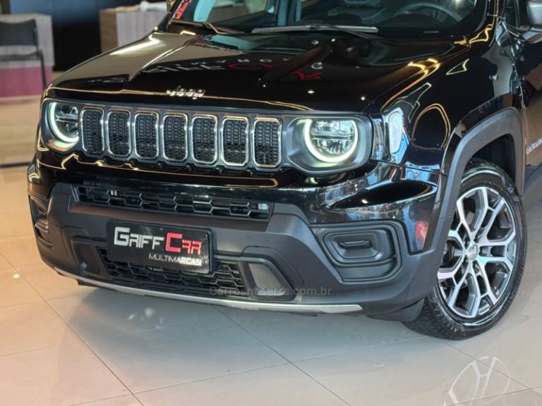 JEEP - RENEGADE - 2023/2024 - Preta - R$ 121.900,00